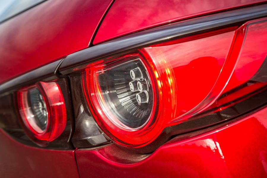 Детали экстерьера Mazda3 Hatchback 2019 года  (AU) (фото 16 из 46)